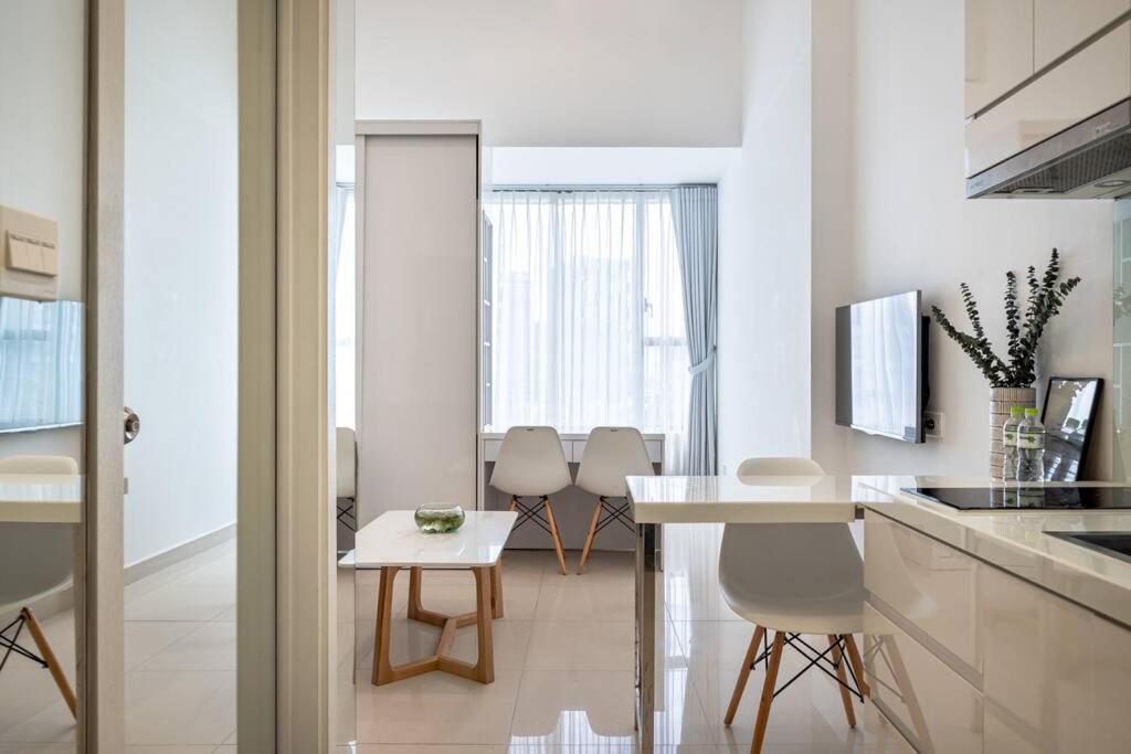 Rivergate - Cozy Free Pool, Esim For From 5 Nights Apartamento *